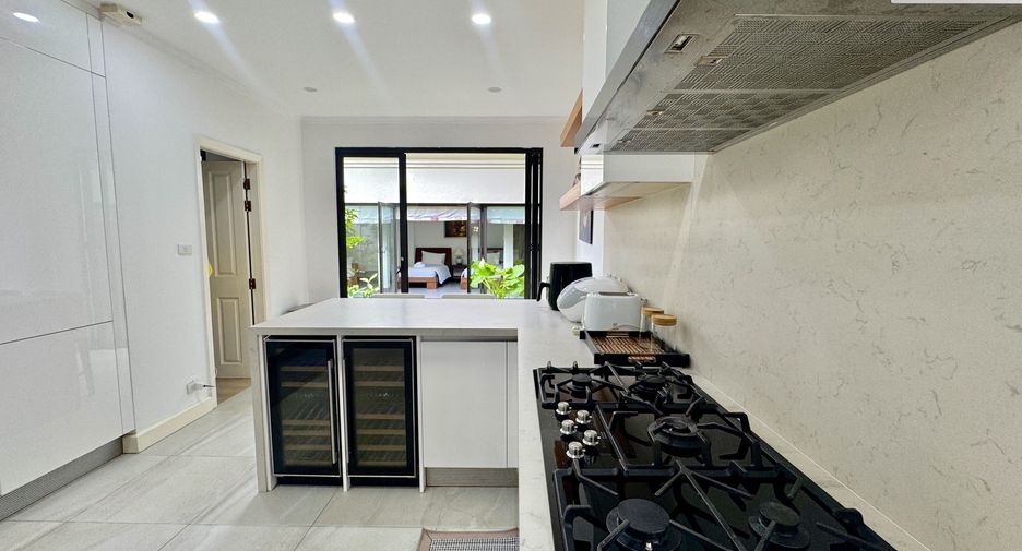 À vendre 5 chambres villa à Thalang, Phuket
