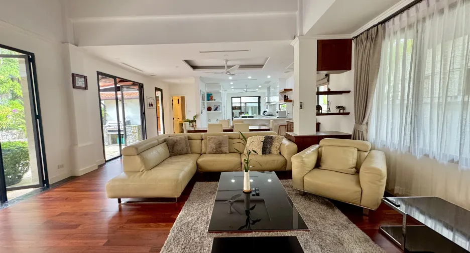 À vendre 5 chambres villa à Thalang, Phuket