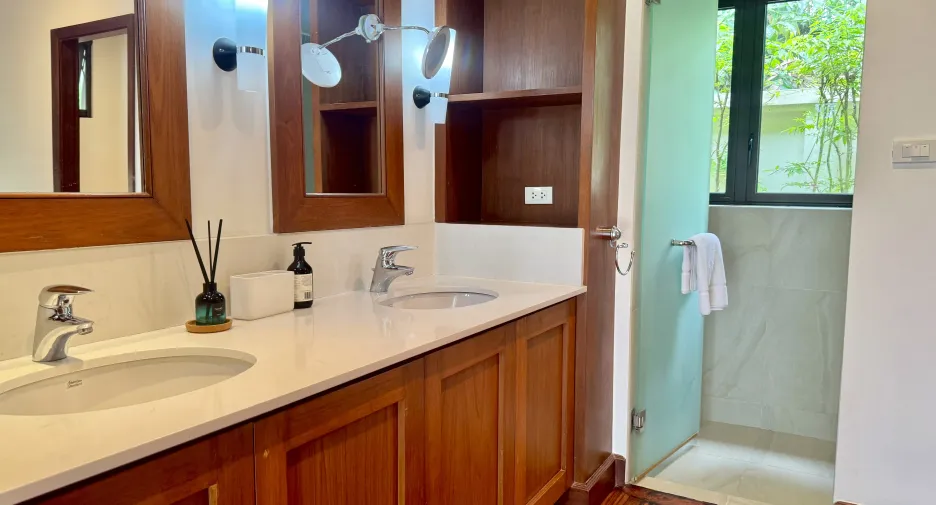 À vendre 5 chambres villa à Thalang, Phuket