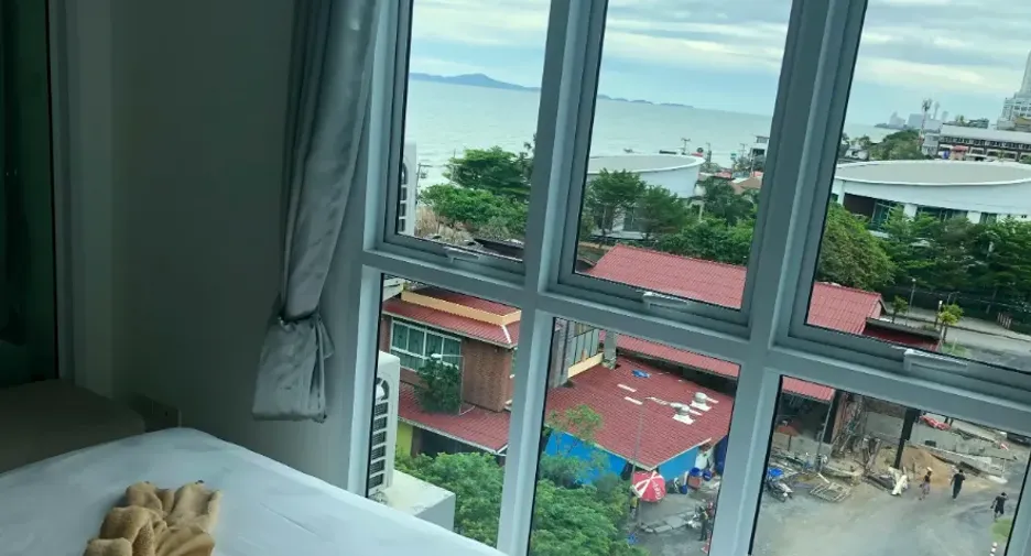 For sale 1 bed condo in Bang Lamung, Chonburi