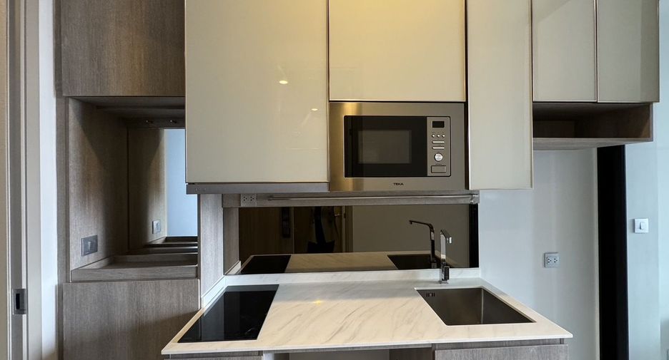 For sale 1 bed condo in Ratchathewi, Bangkok