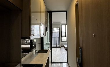 For sale 1 bed condo in Ratchathewi, Bangkok