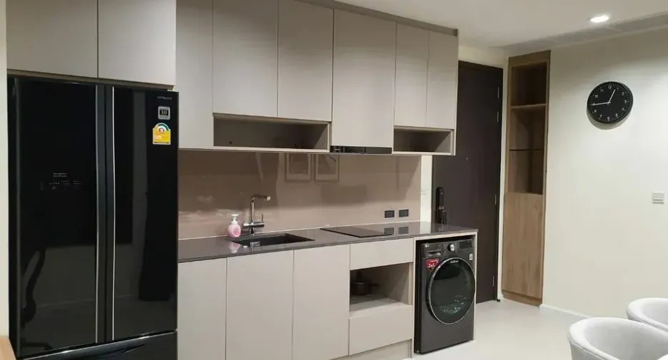 Wohnung zur Miete und zum Kauf mit 2 Zimmer in Khlong Toei, Bangkok