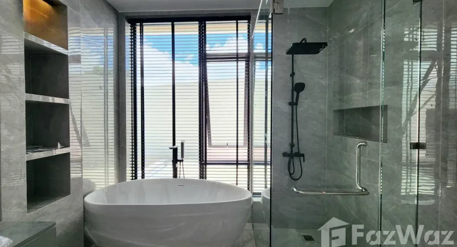 Villa en venta de 4 habitaciones en Mueang Phuket, Phuket