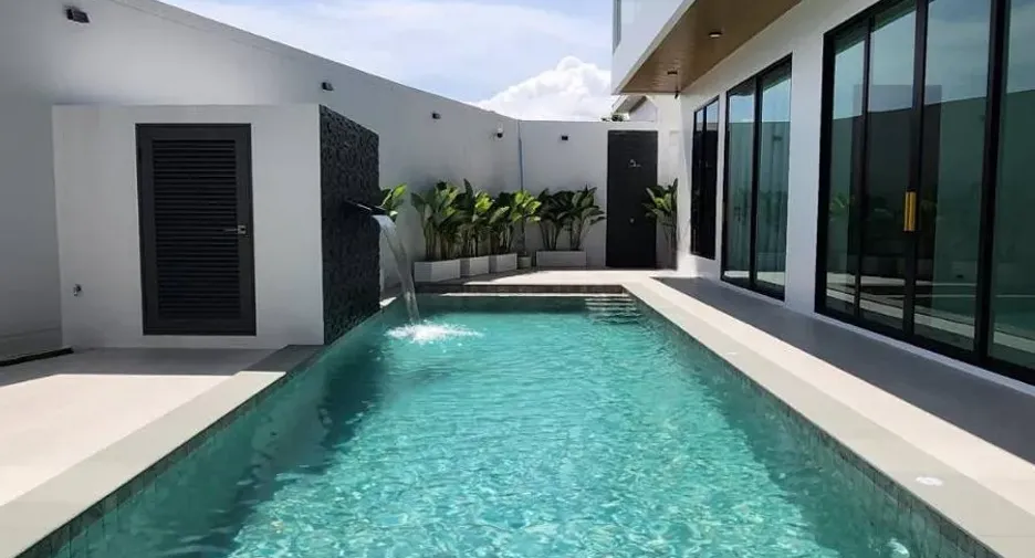 Villa en venta de 4 habitaciones en Mueang Phuket, Phuket