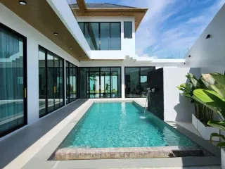 Villa en venta de 4 habitaciones en Mueang Phuket, Phuket