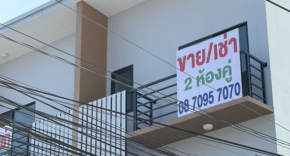 出售 4 卧室 商业空间 在 Sai Noi, Nonthaburi