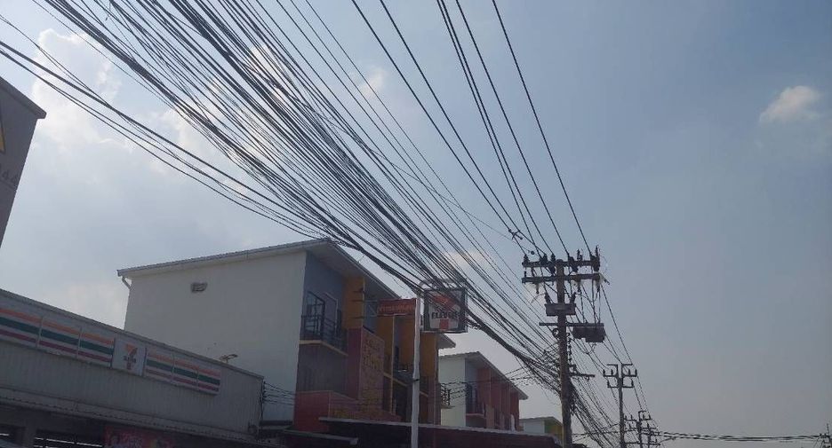 出售 4 卧室 商业空间 在 Sai Noi, Nonthaburi