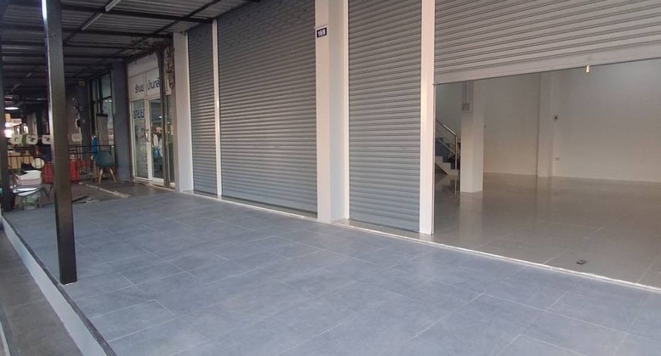 出售 4 卧室 商业空间 在 Sai Noi, Nonthaburi