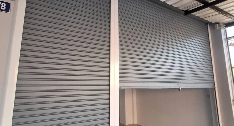 Local comercial en venta de 4 habitaciones en Sai Noi, Nonthaburi