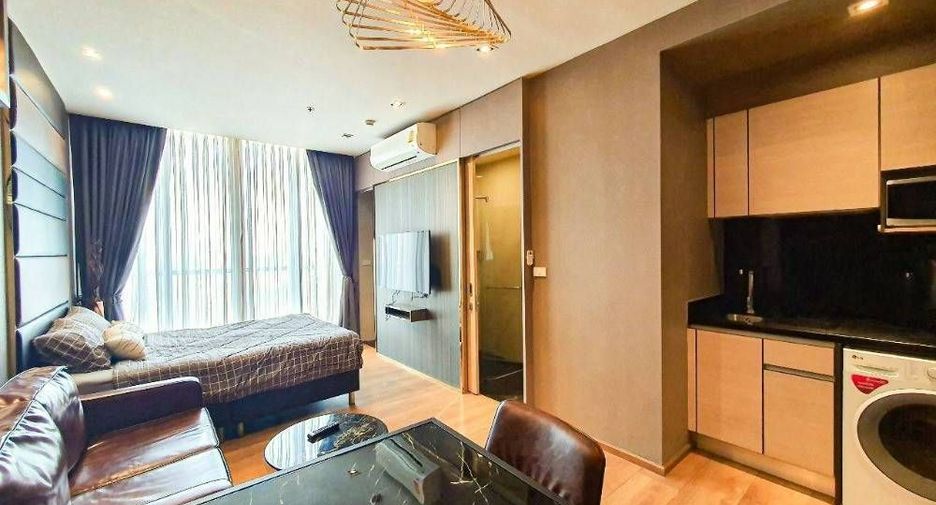 Condo en venta y en alquiler de estudio en Khlong Toei, Bangkok