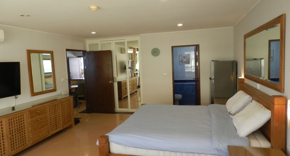 For rent 2 bedrooms condo in Bang Lamung, Chonburi