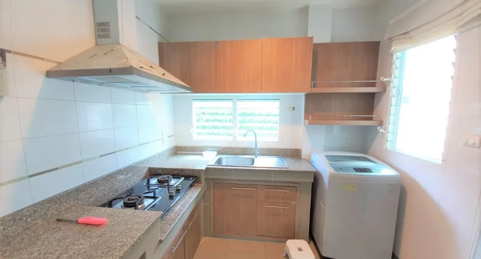 For rent 3 bedrooms house in Mueang Chiang Mai, Chiang Mai