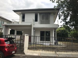 For sale 3 bedrooms house in Lat Krabang, Bangkok