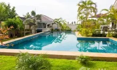 À louer 2 chambres villa à Sattahip, Chonburi