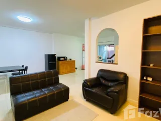 Casa adosada en alquiler de 3 habitaciones en Mueang Phuket, Phuket