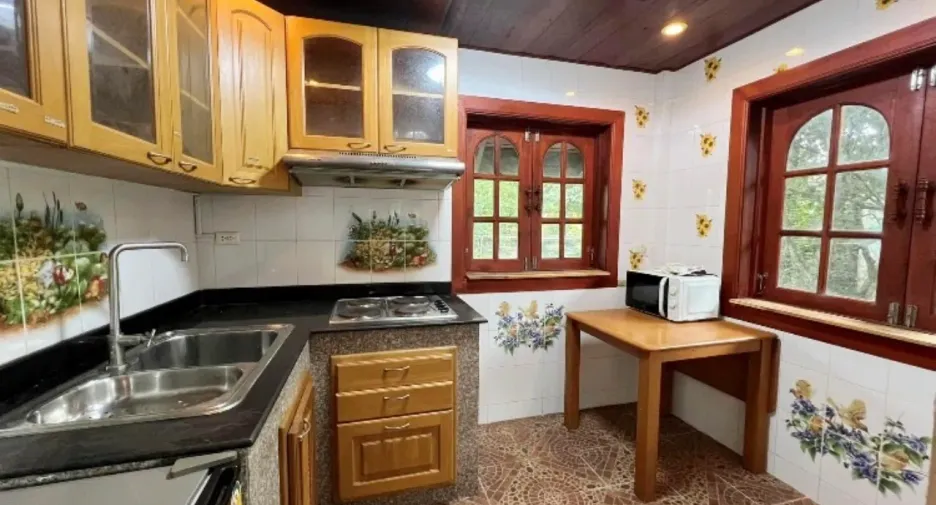 À louer 3 chambres maison à Mueang Chiang Rai, Chiang Rai