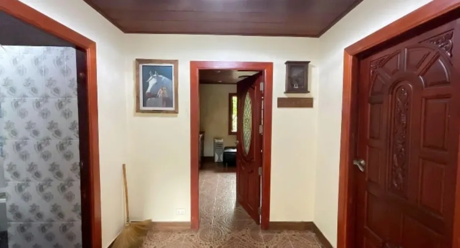À louer 3 chambres maison à Mueang Chiang Rai, Chiang Rai