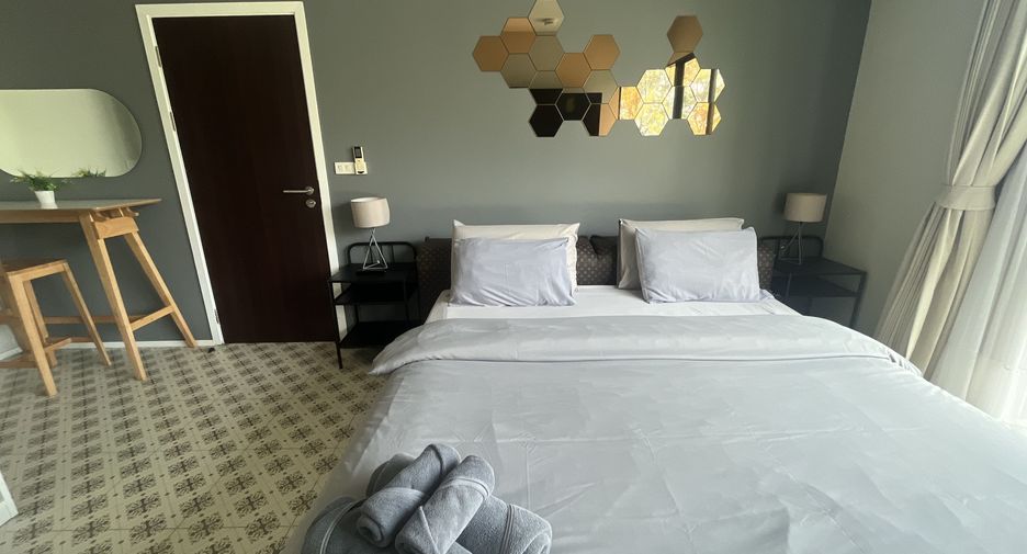 For rent 2 bedrooms condo in Mueang Phuket, Phuket