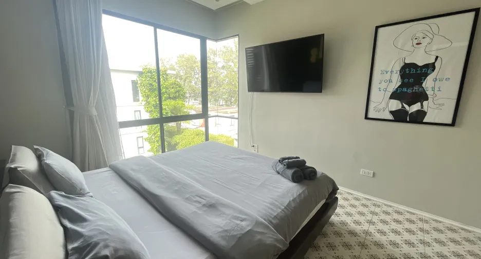 For rent 2 bedrooms condo in Mueang Phuket, Phuket