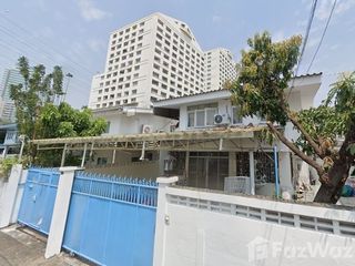 出售 和 出租 4 卧室 独立屋 在 Huai Khwang, 曼谷