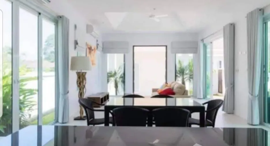 For sale 3 ベッドルーム villa in Hua Hin, Prachuap Khiri Khan