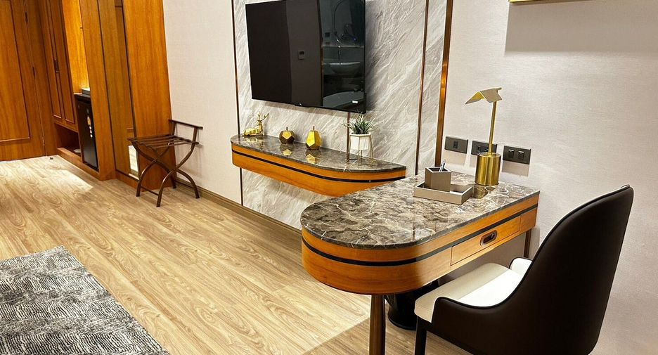 For sale 1 bed condo in Bang Lamung, Chonburi
