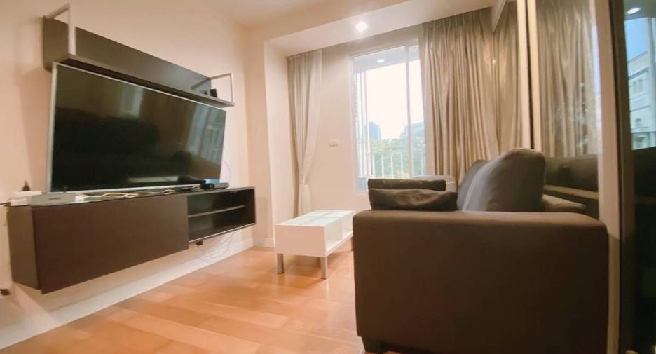 For sale 1 Beds condo in Sathon, Bangkok