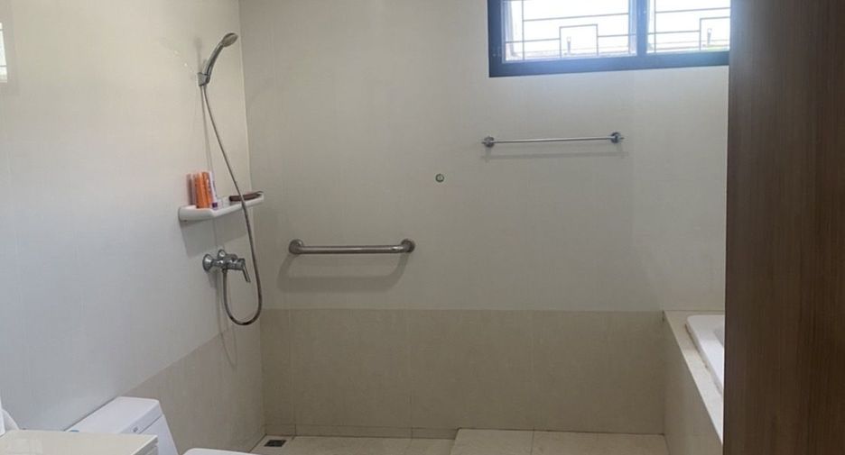 For sale 4 bedrooms house in Hua Hin, Prachuap Khiri Khan