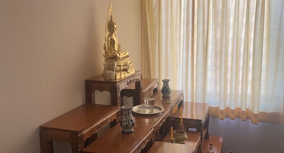 For sale 4 bedrooms house in Hua Hin, Prachuap Khiri Khan