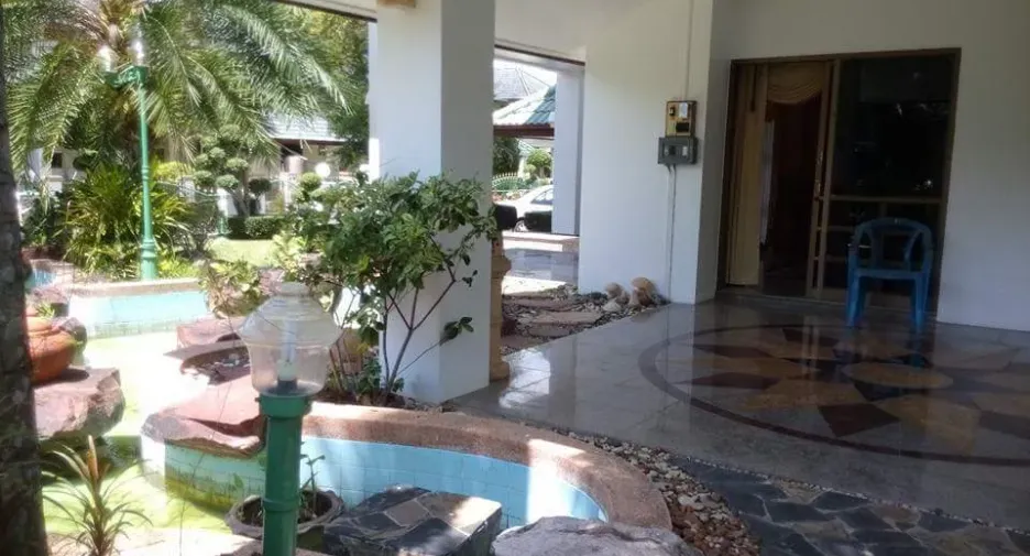Haus zum Kauf mit 5 Zimmer in Mueang Nakhon Si Thammarat, Nakhon Si Thammarat