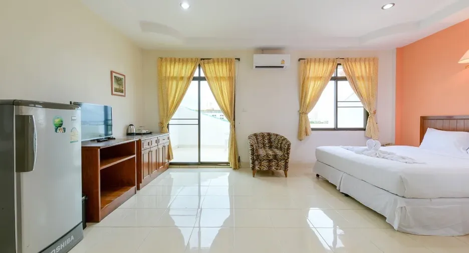 出售 28 卧室 酒店 在 Bang Lamung, Chon Buri