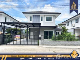 For sale 4 bedrooms house in Sam Khok, Pathum Thani