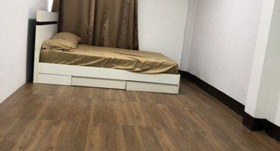 For sale 1 bed townhouse in Mueang Chiang Mai, Chiang Mai