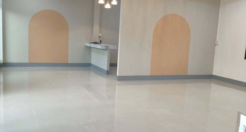 For sale 3 bedrooms house in Mueang Sakon Nakhon, Sakon Nakhon