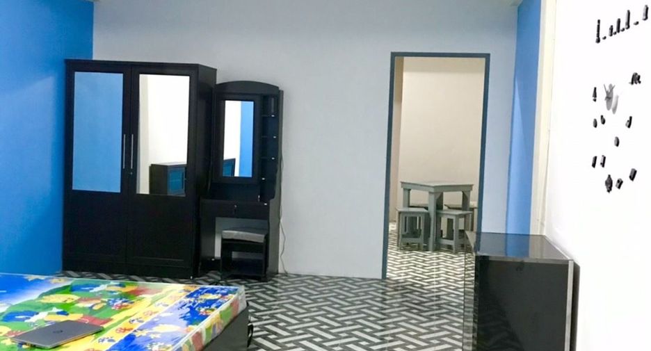 For sale and for rent 2 bedrooms retail Space in Bang Lamung, Chonburi
