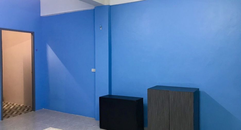 For sale and for rent 2 bedrooms retail Space in Bang Lamung, Chonburi