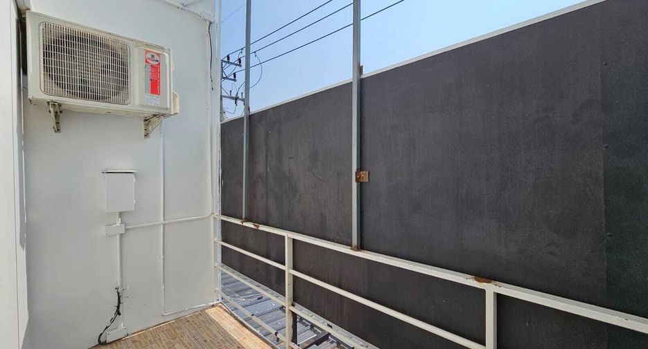 For sale 2 bedrooms townhouse in Hua Hin, Prachuap Khiri Khan