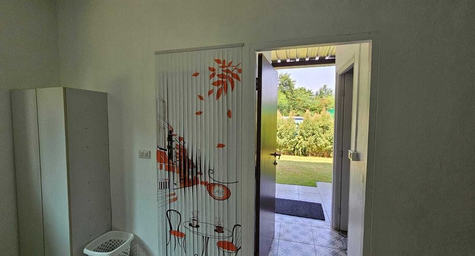 For sale 2 bedrooms townhouse in Hua Hin, Prachuap Khiri Khan