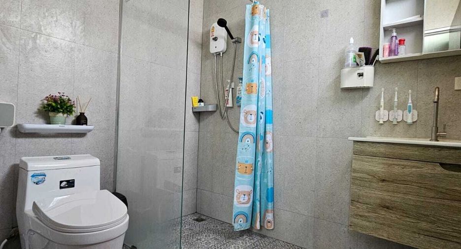For sale 2 bedrooms townhouse in Hua Hin, Prachuap Khiri Khan