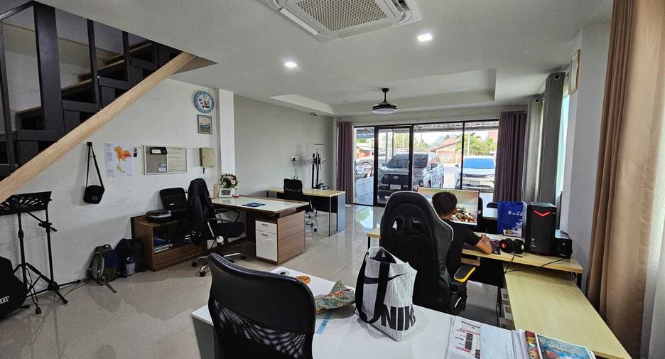 For sale 2 bedrooms townhouse in Hua Hin, Prachuap Khiri Khan