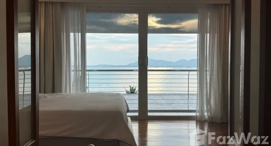 For rent 4 bedrooms condo 