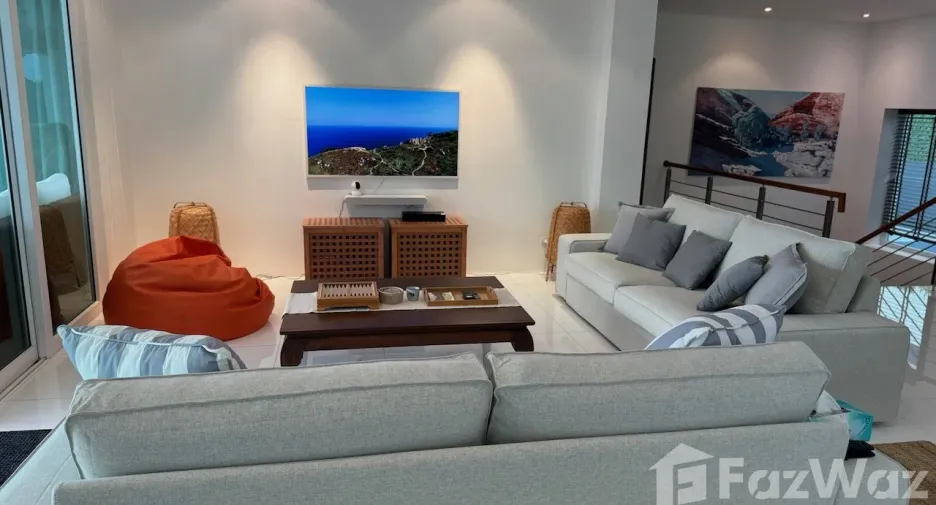 For rent 4 bedrooms condo 