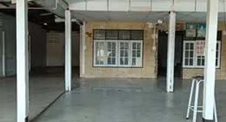 For rent 1 bed retail Space in Mueang Buriram, Buriram