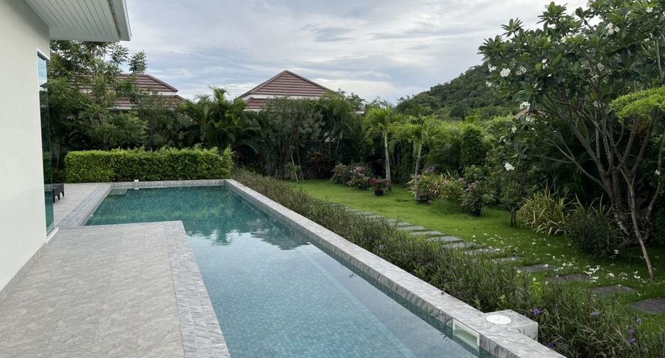 For sale 2 ベッドルーム villa in Hua Hin, Prachuap Khiri Khan