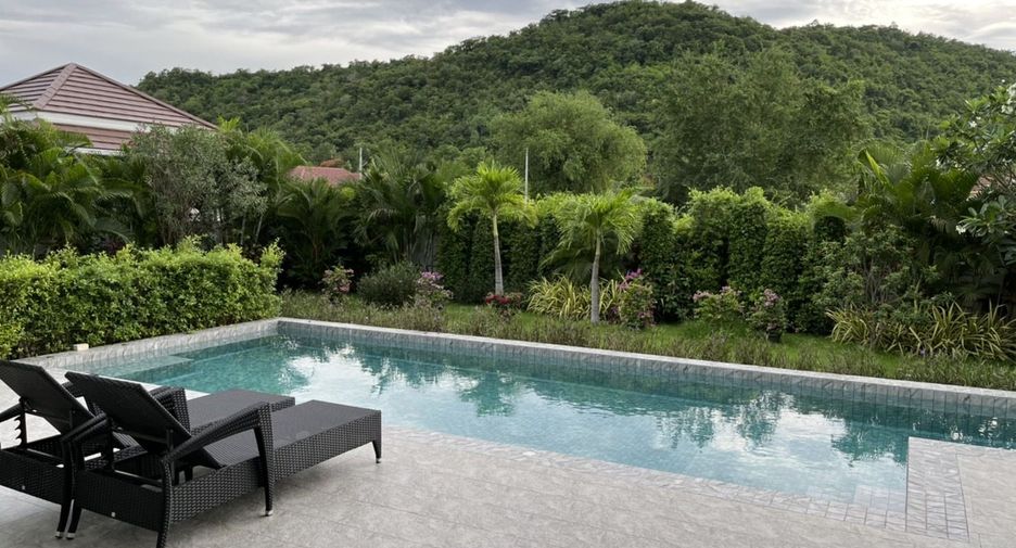 For sale 2 ベッドルーム villa in Hua Hin, Prachuap Khiri Khan