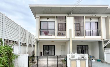 For sale 3 bedrooms townhouse in Bang Sao Thong, Samut Prakan