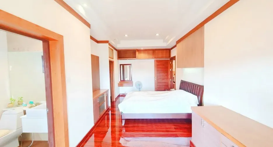 ขาย 5 ห้องนอน บ้านเดี่ยว ใน เมืองขอนแก่น, ขอนแก่น