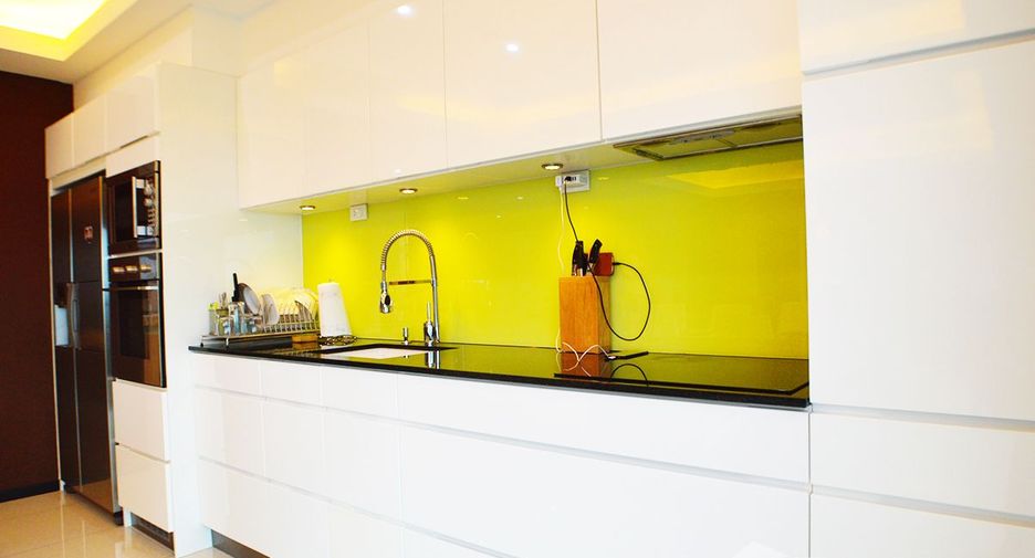 For sale and for rent 2 bedrooms condo in Bang Lamung, Chonburi