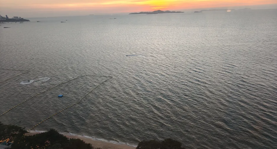For sale そして for rent 2 ベッドルーム condo in Bang Lamung, Chonburi